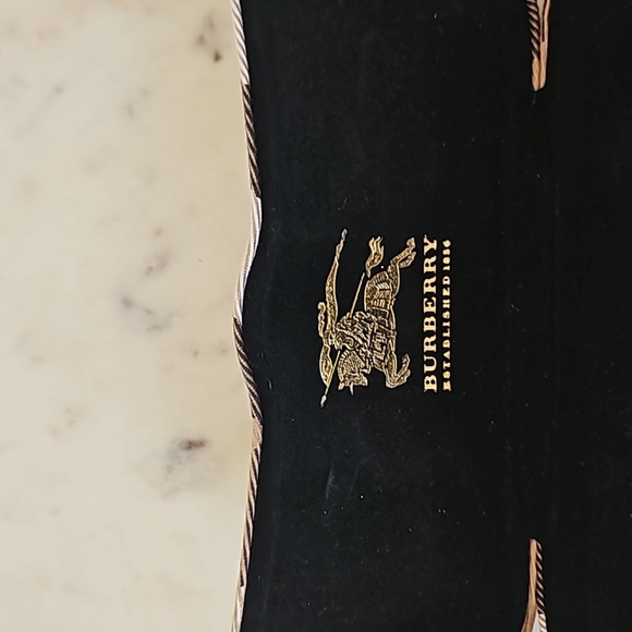 BURBERRY - classic check  eyeglass case - Picture 4 of 5